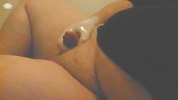 Fat Guy Jacks Off thumbnail