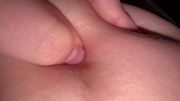 Belly button fetish latina body