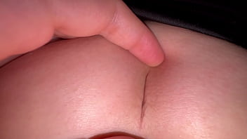 Belly button fetish latina body