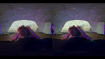 Curvy stepmother with manuela ferrari