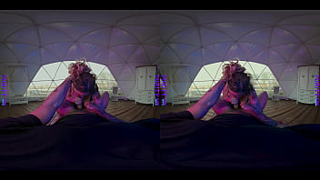 Curvy stepmother with manuela ferrari