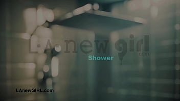 Amazingly pretty model enjoys a sensual bath