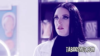 Blonde latina will do all kind of kinky stuff in the clinic just to get pregnant