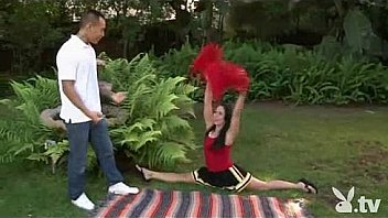 Flexible Cheerleader Gets Fucked thumbnail