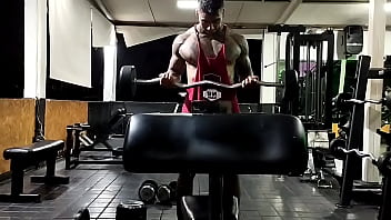 Siempre dándole duro