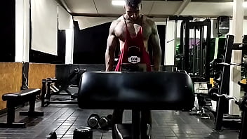 Siempre dándole duro