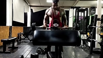 Siempre dándole duro