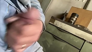 ちんちん勃たすぞ1