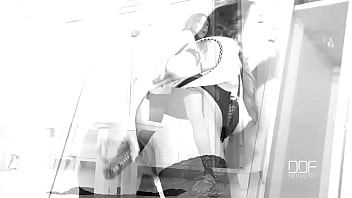 Pussy whipping sexy cop masturbates on the job