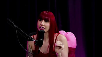 Gravou uma menage com um casal gosta de se masturbar e chupar buceta e perdeu a virgindade alie oficial watch sheer red