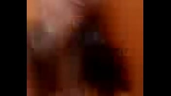 Zl eu na cama da mamãe e meu irmão renan filmando no cel Zl eu na cama da mamãe e meu irmão renan filmando no cel