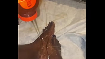 Only obedient slaves get to enjoy me Only obedient slaves get to enjoy me