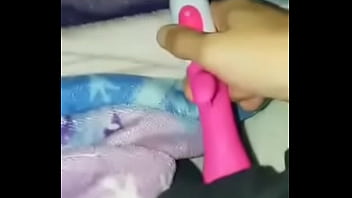 Look at my babymomma missing johnny