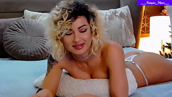 Little titty blonde anayse maze #23