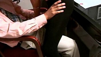 Amateur chick takes money for a fuck 4