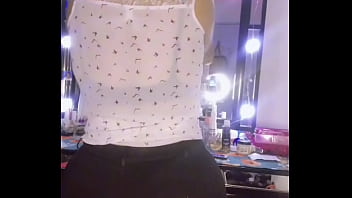 Leg marcando a calcinha