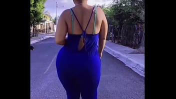 Leg marcando a calcinha