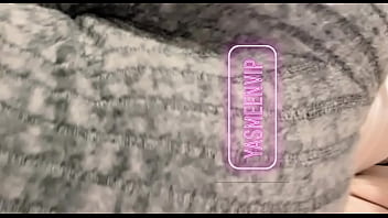 Bonsoir mes bébés venez vous lover entre mes jambes c’est chaud et serré à