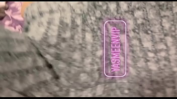 Bonsoir mes bébés venez vous lover entre mes jambes c’est chaud et serré à