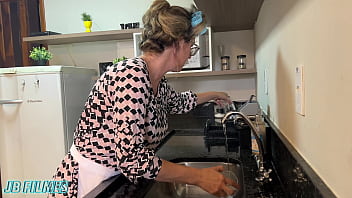 Meus amigos fuderam o cú da minha avó