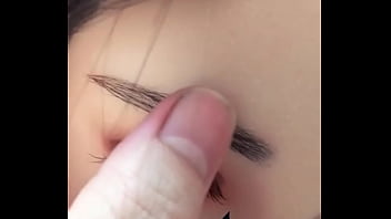 Automatic woman women as a rule operate on the right hemisphere of the brain