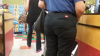 Latinas Booty Is Hella Sexy In Mi Pueblo thumbnail