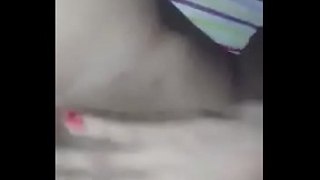 Garota masturba gostoso