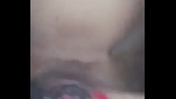 Garota masturba gostoso