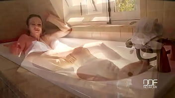 Bathtub Toe Tease thumbnail