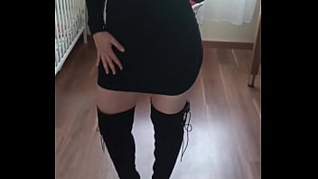 Coucou toi n'attends plus et viens me rejoindre je poste minimum 5 photos