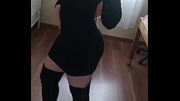 Coucou toi n'attends plus et viens me rejoindre je poste minimum 5 photos