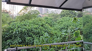 Mi novia de grandes tetas de despierta con una mamada