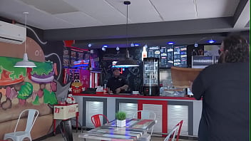 Hambre mucha hambre grande ponce