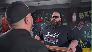 Hambre mucha hambre grande ponce