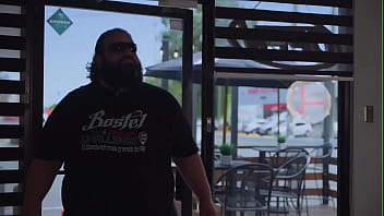 Hambre Mucha Hambre Grande Ponce thumbnail