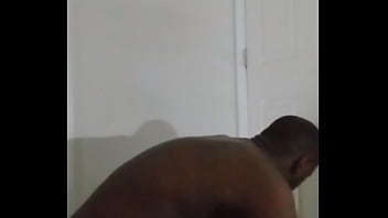 Thinking of more romantic things to do like worshipping women by sketching one for free 11