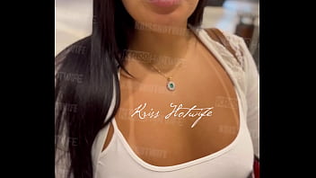 Kriss hotwife short curto pelo shopping
