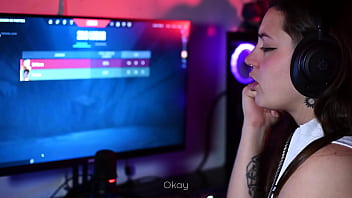 Pierdo apuesta y tengo el mejor sexting de mi vida con mi mejor amigo cumshot