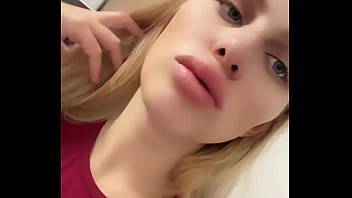 Disponible pour toute demande de média privée cam vidéo personnalisée