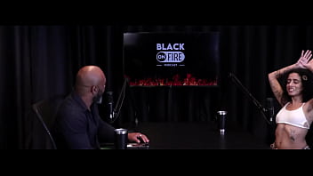 Gosta de gordas quer continuar solteira está louca pra dar o cu e o vibrador que a mãe lhe deu bibi hourani watch sheer red