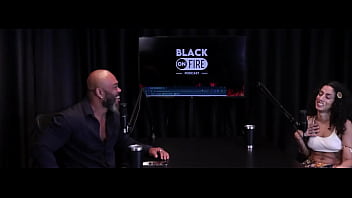 Gosta de gordas quer continuar solteira está louca pra dar o cu e o vibrador que a mãe lhe deu bibi hourani watch sheer red