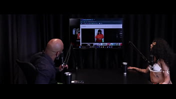 Gosta de gordas quer continuar solteira está louca pra dar o cu e o vibrador que a mãe lhe deu bibi hourani watch sheer red