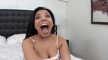 Curvy latina gets a big gooey creampie deep inside her cunt