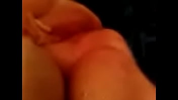 Watch her squirt all over