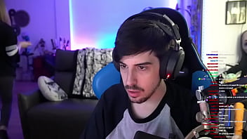 Rico culo culazo de la youtuber aroyitt