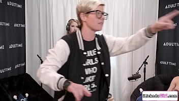 Director Bree Mill Is About To Start The Podcast But She Ends Up Catching Their Guest Kenna James Licking Her Assistants Hairy Pussy thumbnail