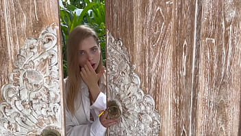 Picked up babe ends up sucking my dick