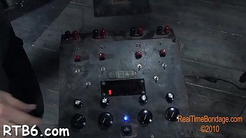 Painful facial t for chick