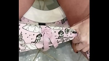 I can't believe i made such a pee mess I can't believe i made such a pee mess