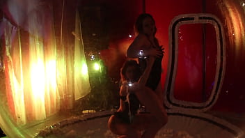 Eropolis 2016 paris girls having fun